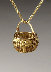 Miniature Swing Handle Basket in 22 & 18k gold - hand woven jewelry from Maine in gold and silver by Stephen Zeh